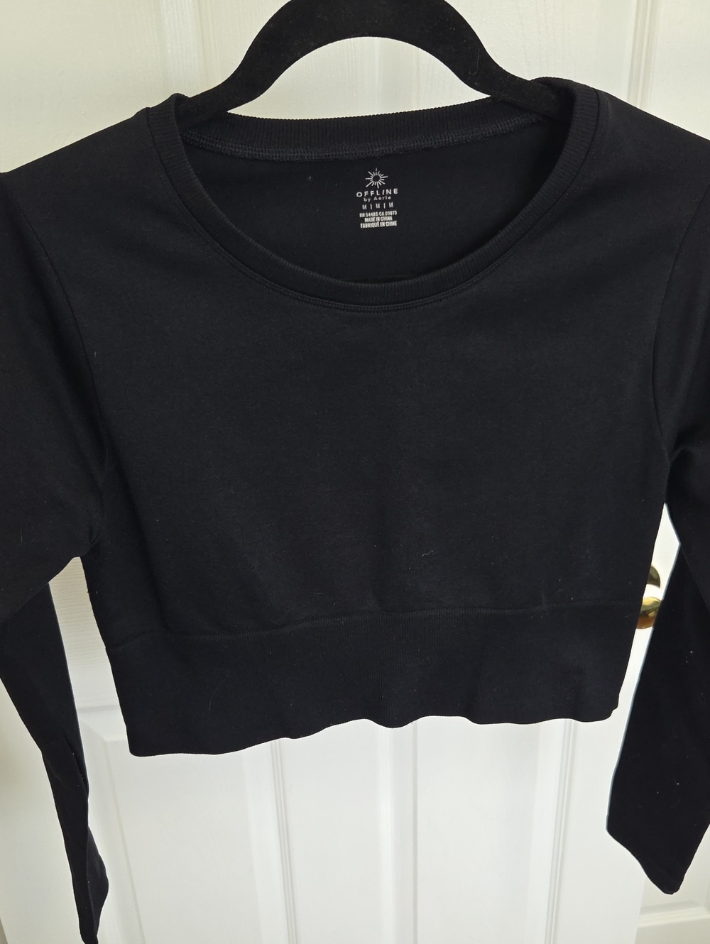 aerie Black Cropped Long-Sleeve Tee